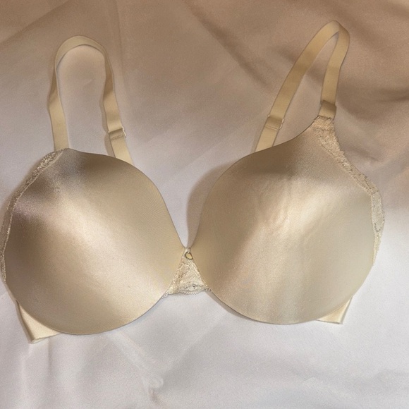 2/$30 Maidenform Smooth Luxe Extra Coverage Bra, Style 09475  Cream Bra 34D - Picture 2 of 8